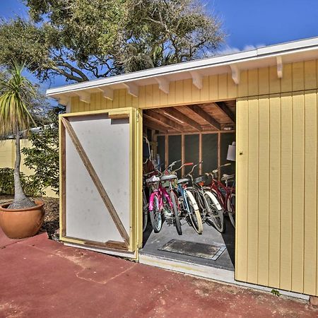 Sunny Cocoa Beach Escape With Bikes, Walk To Beach Eksteriør bilde